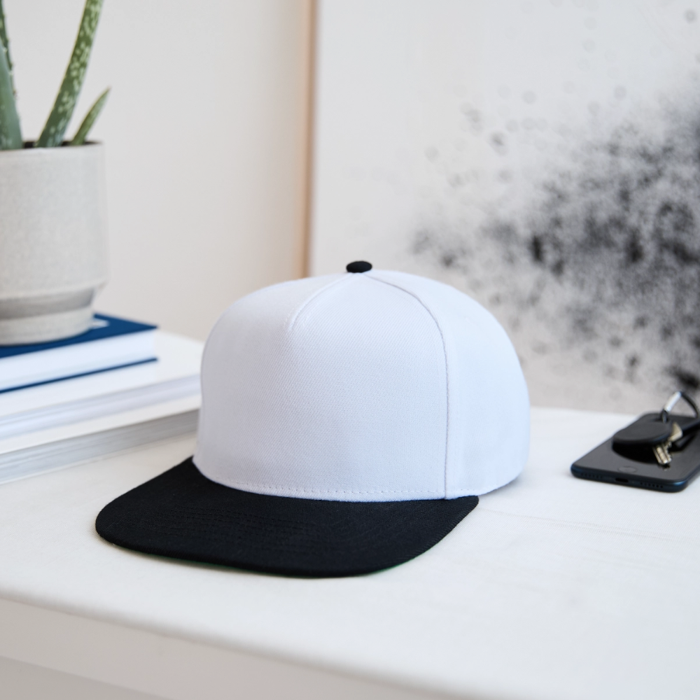 Snapback Cap - white/black